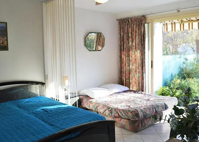 Апартаменты Studio Climatise Avec Parking, Terrasse Au Lavandou - Fr-1-251-167 Ле-Лаванду