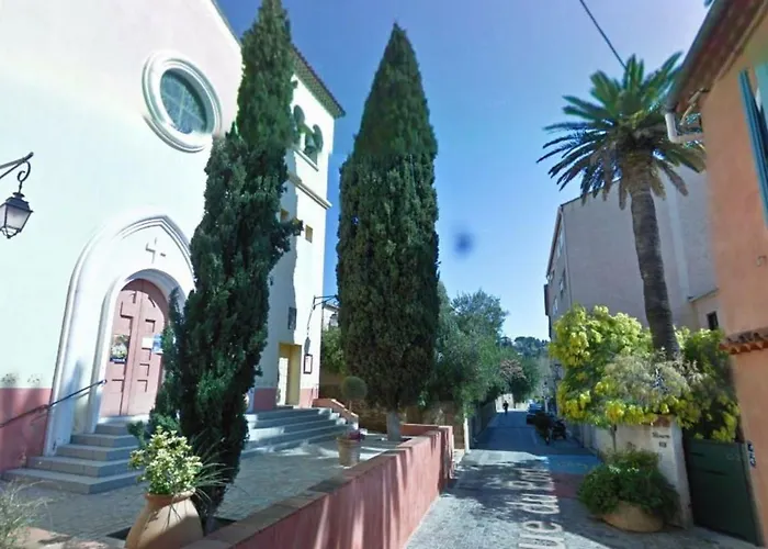 Studio Climatise Avec Parking, Terrasse Au Lavandou - Fr-1-251-167 Апартаменты