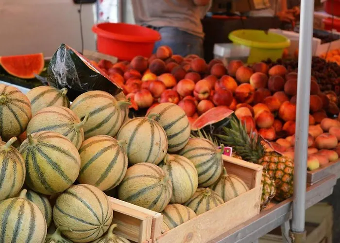 Studio Climatise Avec Parking, Terrasse Au Lavandou - Fr-1-251-167 Апартаменты