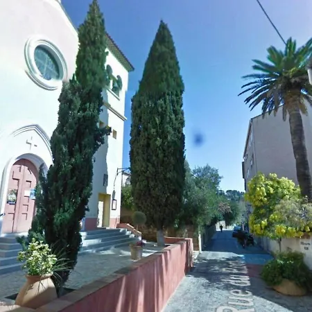 Climatise Avec Parking, Terrasse Au Lavandou - Fr-1-251-167 شقة