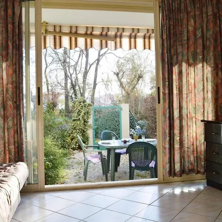 Climatise Au Lavandou Avec Terrasse, Parking Et Environnement Calme - 3 Couchages - Fr-1-251-167 * Le Lavandou