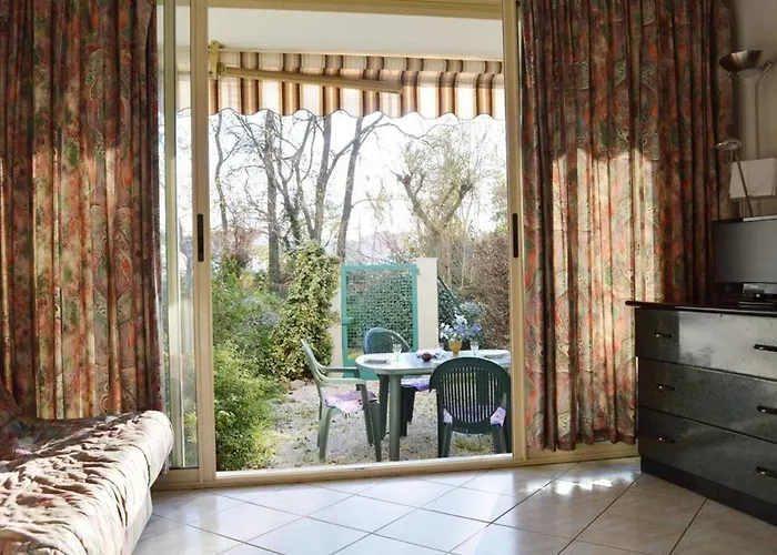 Studio Climatise Avec Parking, Terrasse Au Lavandou - Fr-1-251-167 * 勒拉旺杜